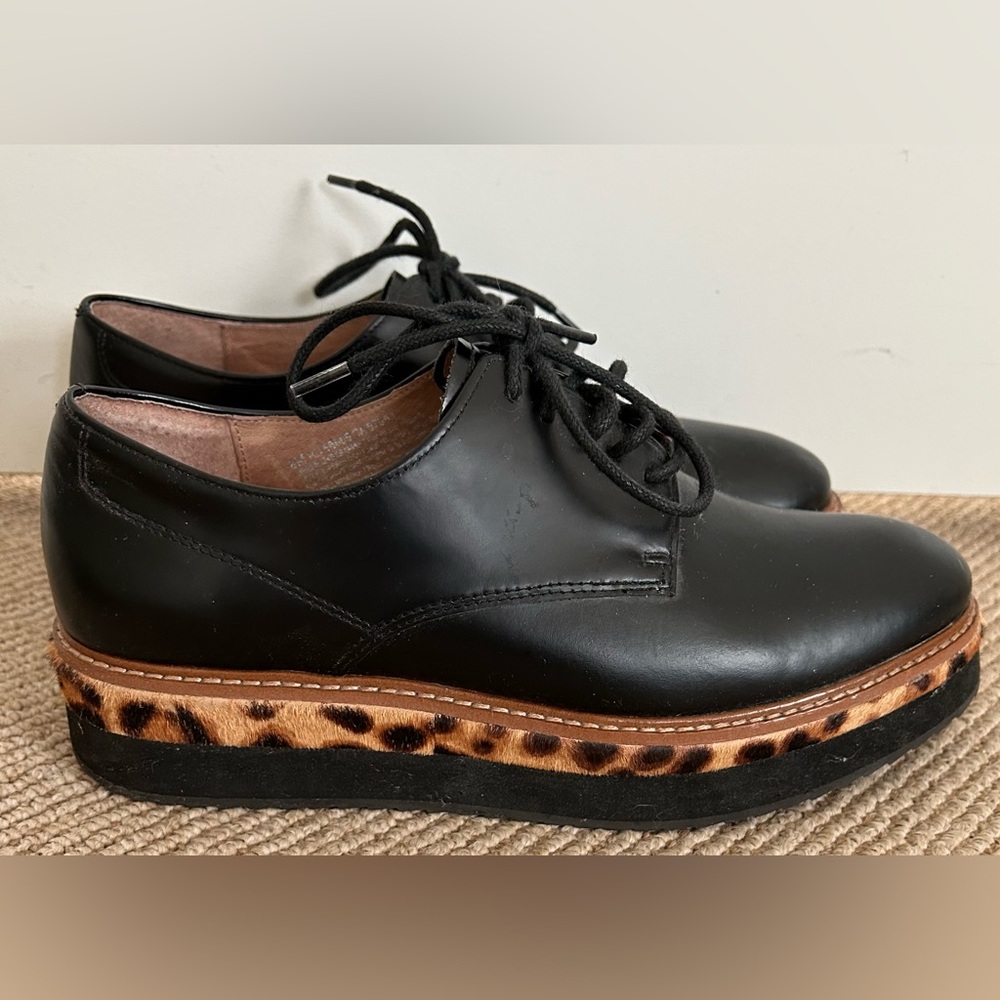 Halogen Maddox Oxford – Black Leather with Leopard Calf-Hair Trim (Nordstrom)